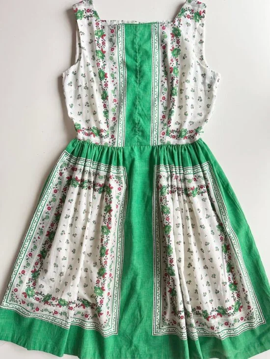 Vintage 80's JCPENNEY Green Floral Polycotton Law Fit & Flare Dress, Size 15/16 - Picture 5 of 15